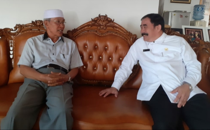 Yulius Said : Donny Moenek Ikut Galang Dana untuk Penyelesaian Masjid Raya Sumbar