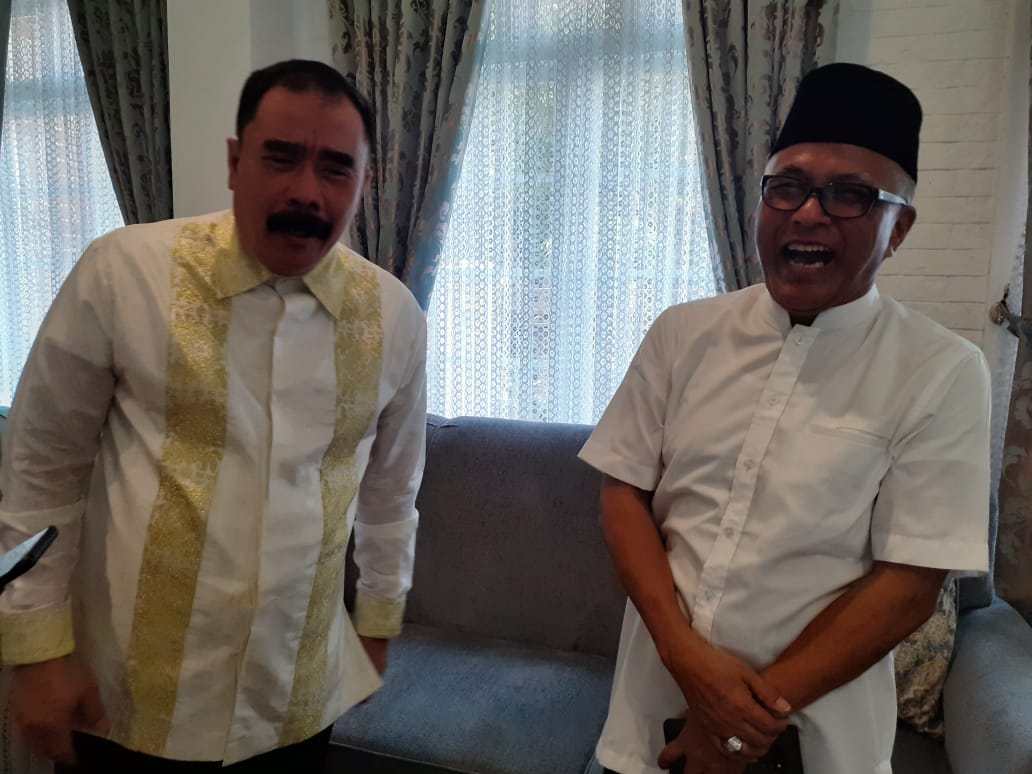 Guspardi Gaus Puji Kepemimpinan Donny Moenek