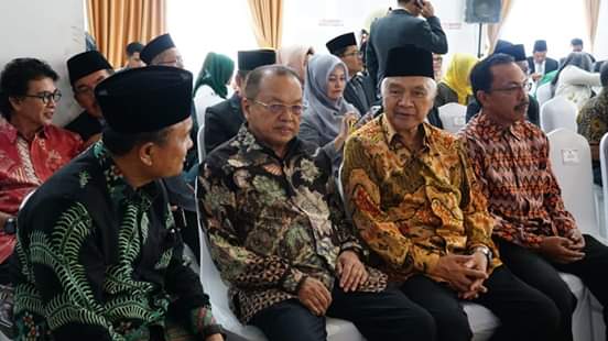 Mantan Bupati Tanah Datar Masriadi Martunus Ingatkan Anggota DPRD Baru