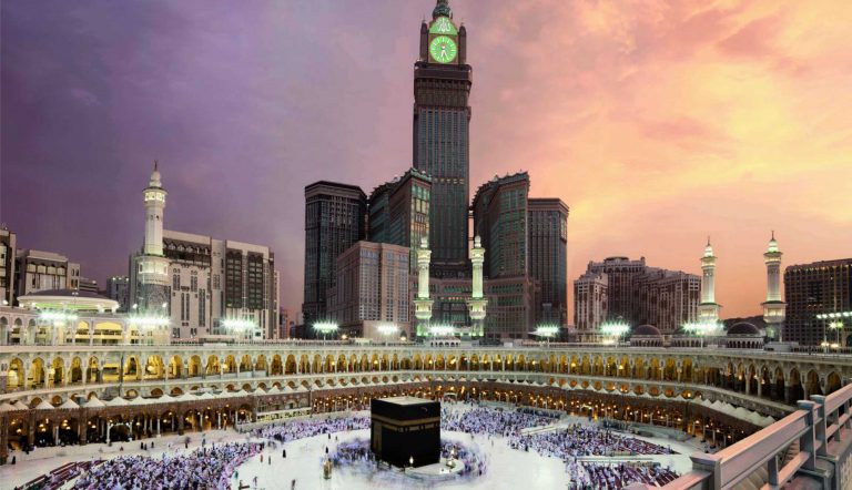 Suatu Saat Orang Indonesia Bisa Pergi Haji Gratis