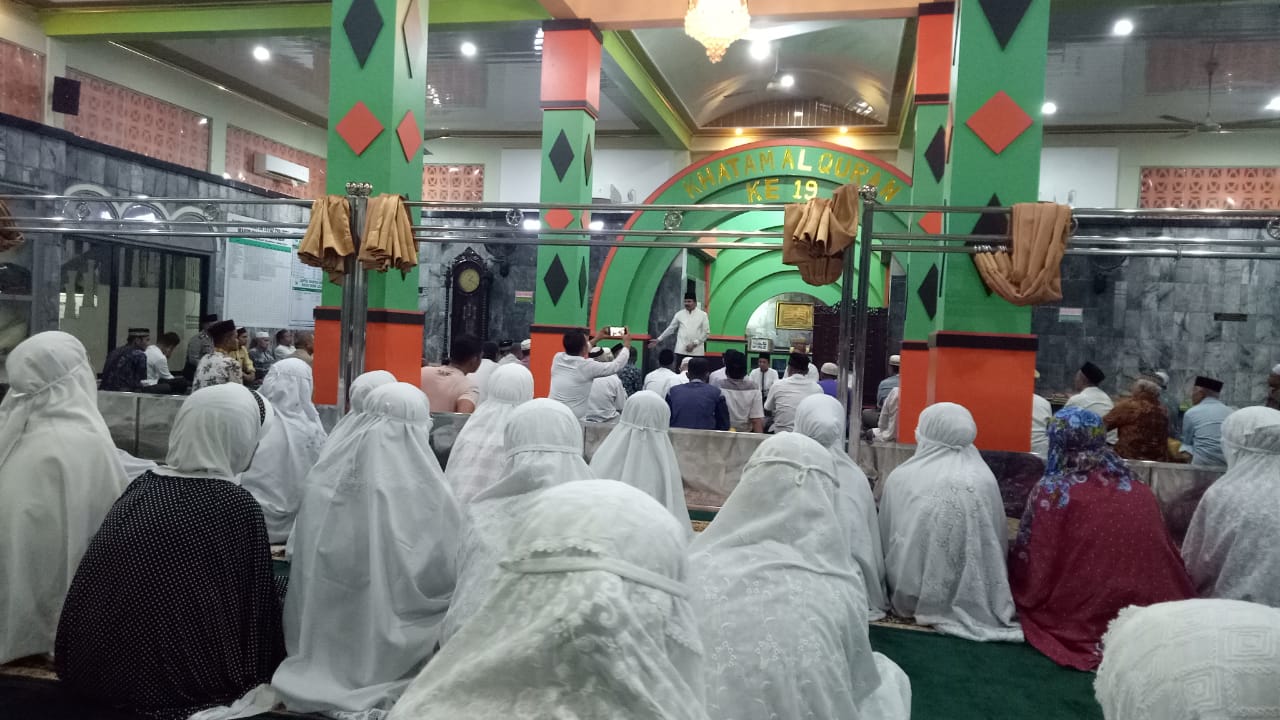 Kapolda Fakhrizal Subuh Mubarakah di Masjid Taqwa Lolong Belanti