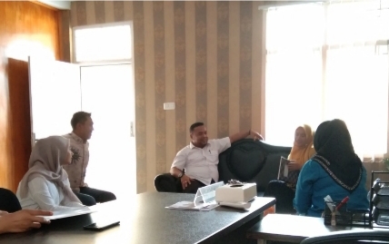 Ketua KI Sumbar Adrian Tuswandi Ingatkan Keterbukaan Informasi Publik di Nagari