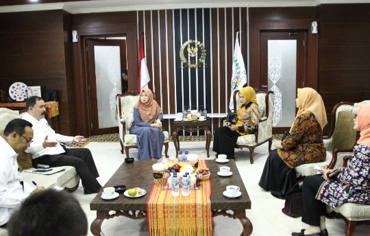 Dharma Wanita DPD RI Tingkatkan Kepedulian Sosial