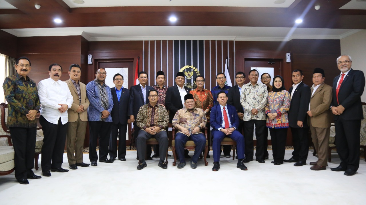 La Nyalla Resmikan Forum Mantan Kepala Daerah Anggota DPD RI