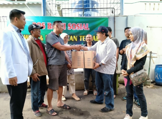 IKA Unand Jabodetabek Peduli Korban Banjir, Berikan Bantuan dan Ikut Bersih-bersih