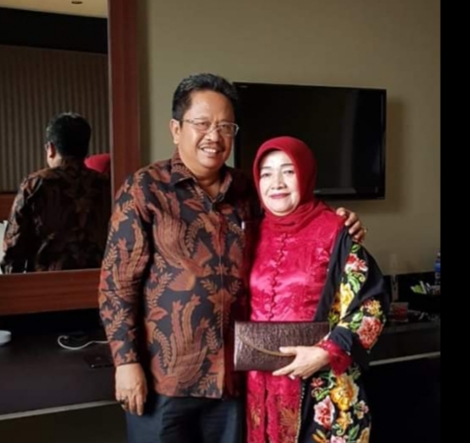 Keteladanan HM Tauhid, Rayakan 40 Tahun Perkawinan Bersama Zuraida