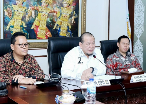 Setelah Didesak Ketua DPD RI Lanyalla, Akhirnya OJK Buka Hotline Pengaduan