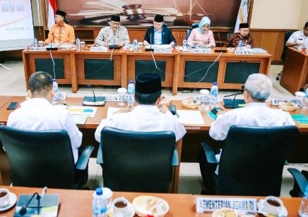 Atasi Covid-19, DPD RI Minta Pemerintah Pusat Tingkatkan Koordinasi dengan Pemda
