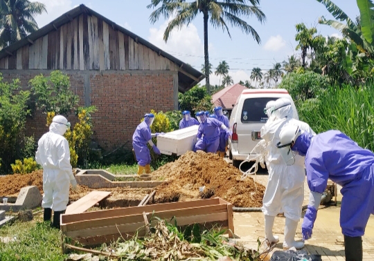Warga Nan Kodok Kembali Dimakamkan dengan Protap Covid-19, Wako Riza: Kita Tunggu Hasil Tes Lab Keluar