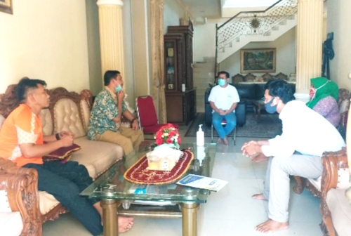 Alumni Smandoe dan BPBD Sumbar Bantu Aksi Sispala Reborn Cegah Covid-19