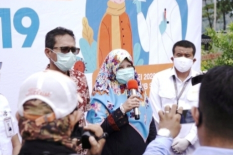 Nevi Zuairina Kerjasama dengan BUMN Laksanakan 2000 Test Swab Covid-19