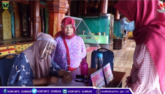 Sambut Kembali Wisatawan, Istano Basa Pagaruyung Terapkan Protokol Kesehatan Secara Ketat