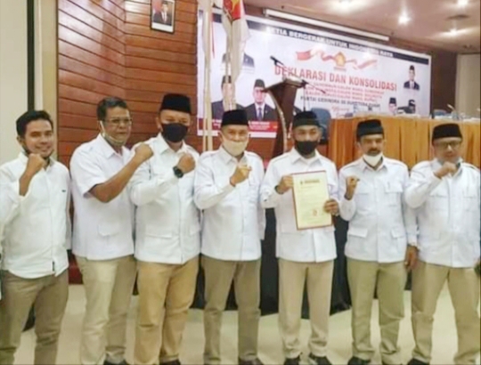 Terima SK DPP Partai Gerindra, Taslim Dt Tambogo-Syafrizal Dt Majolelo Siap Bertarung di Pilkada Agam