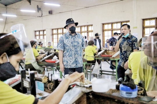 Reses, LaNyalla Pantau Penerapan Prokes dan Tampung Aspirasi Pengusaha Rokok