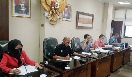 Lintas Fraksi DPRD Sumbar: Pengalihan Status Bank Nagari Jangan Dipolitisir