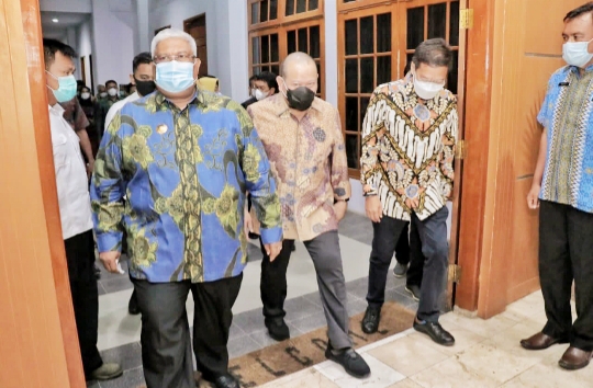 Harapan Gubernur Ali Mazi ke Ketua DPD RI: Percepat RUU Daerah Kepulauan Diundangkan