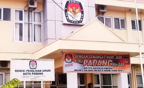 Agar Warga Bisa Nyoblos, KPU Buka Tempat Perekaman e-KTP