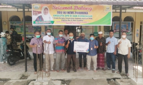 Anggota DPR RI Nevi Zuairina Bantu Sejumlah Lembaga di Sumbar