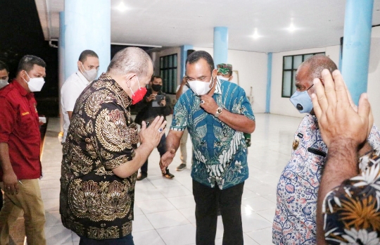 Ketua DPD RI Minta Kearifan Lokal Raja Ampat Tetap Dijaga