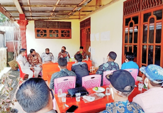 Masyarakat Nagari Kudu Gantiang Barat Keluhkan Hama dan Kualitas Pupuk Bersubsidi