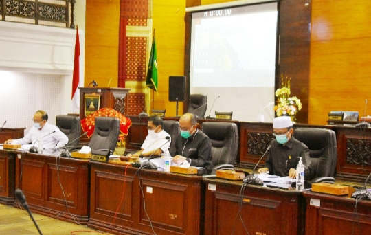 Semua Fraksi di DPRD Sumbar Terima Ranwal RPJMD dan LKPJ Tahun 2020