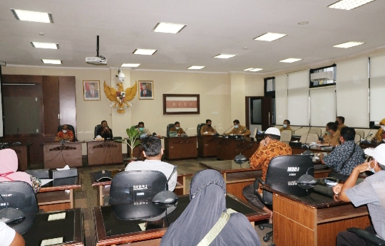 Masalah Hutan, Masyarakat Air Bangis Mengadu ke DPRD Sumbar