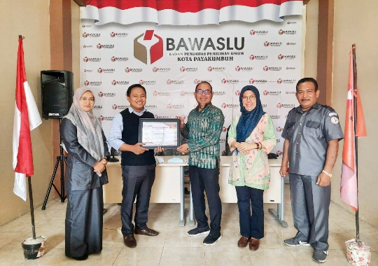 KI Sumbar Supervisi Bawaslu Payakumbuh Kembangkan e-PPID