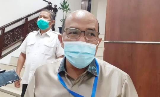 Ketua DPRD Sumbar Terima Penghargaan Green Leadership