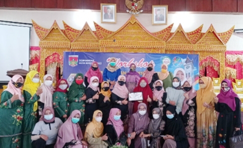 Majukan Pariwisata Sumbar, Nevi Zuairina Gagas Kembangkan Homestay sebagai UMKM