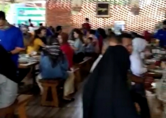 Viral Video Prokes yang Longgar, FWP-Sumbar Sayangkan Pengelola Rumah Makan