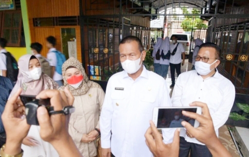 Genius Umar: Pariaman Gencarkan Vaksinasi Pelajar