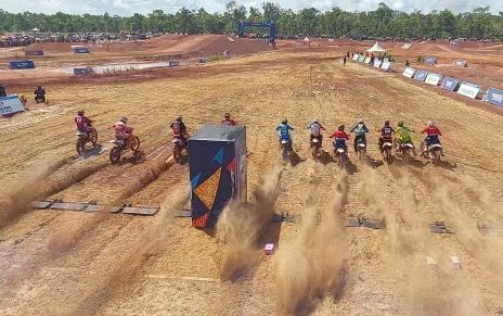 Motor Cross Sumbar Gagal Persembahkan Medali