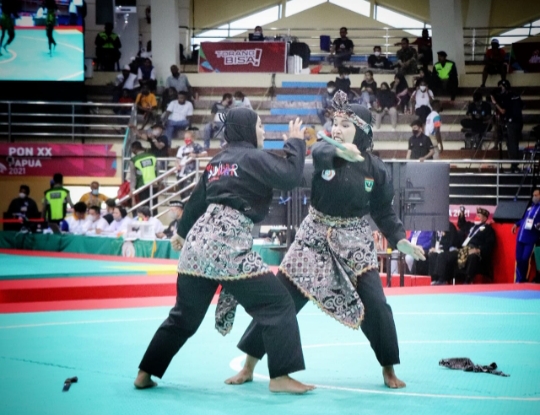 Winda Nova Yelni Jadi Harapan Pencak Silat Sumbar Raih Medali Emas