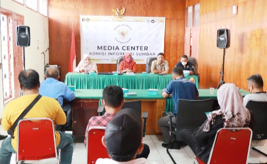 KI Sumbar Umumkan Nominator Pemeringkatan Badan Publik 2021