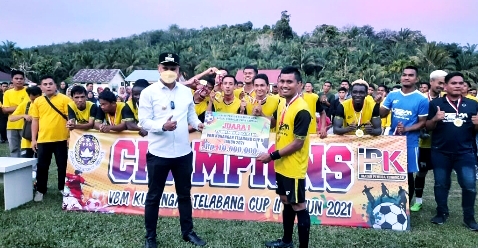 Bupati Sijunjung Tutup VBM Kunangan Telabang Cup II