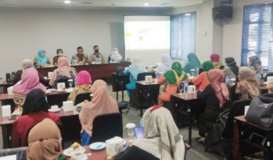 Perempuan Harus Ikut Serta Mengawal Keterbukaan Informasi Publik