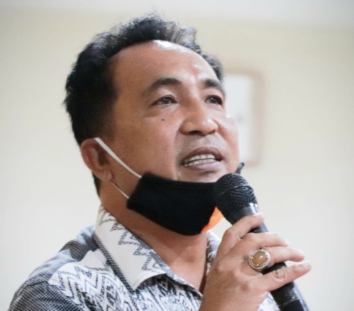 Ketua FWP-SB Novrianto Meradang, Sebut Sukirman Tidak Layak Jadi Wakasek SMPN 29 Padang