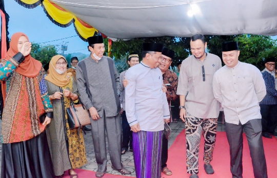 Bupati dan Wabup Sijunjung Buka Puasa Bersama dengan Ketua Pengadilan Tinggi Agama Padang