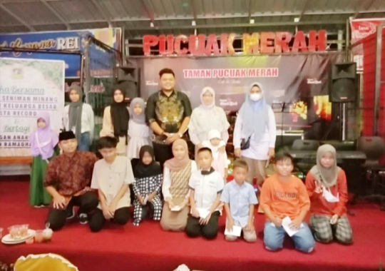 Produser Rekaman Elta Record Buka Bersama dengan Musisi Minang dan Santuni Anak Yatim