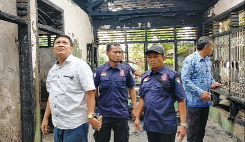 Irwan Basir Apresiasi Kongsi Badunsanak Kelok Kuranji Bedah Rumah Warga Korban Kebakaran