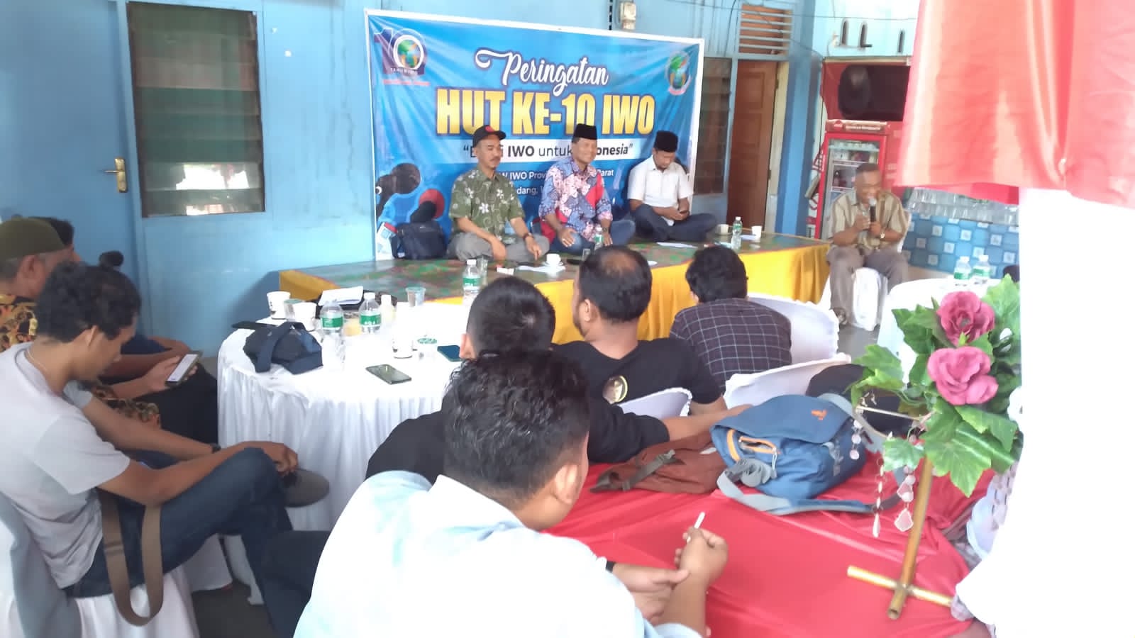 Syukuran Peringatan HUT ke 10 IWO Diiringi dengan Diskusi Bahas Media di Era Digital
