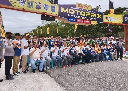 Ketua IMI Sumbar Dua Periode Is Prima Nanda Hadiri Motoprix Sawahlunto