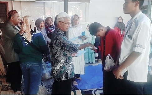 Bawa Bantuan, Junaidi Motivasi Anak Yatim di JBB Amal Salih