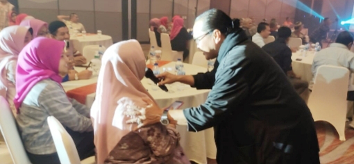 Deddy Dhukun Bikin Pecah ‘Sahabat tak Bertepi’ Alumni SMA Negeri 2 Padang Angkatan 1992