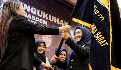 Vicky Shu Kukuhkan Pengurus Garnita Malahayati Nasdem Sumbar Periode 2022-2027