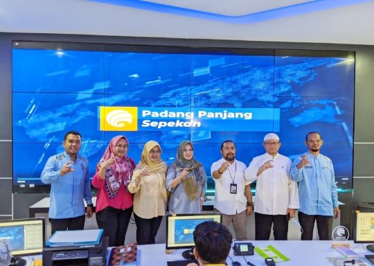 Kesampingkan Agenda Lain, Sekdako Padang Panjang Kawal Verfak Monev KI Sumbar