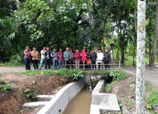 Nevi Zuairina Konkretkan Aspirasi Petani Agam dan Padang Pariaman Bangun Irigasi Tersier
