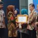 Diterima Kadinas Aspinuddin, Puskesmas Lubuk Alung Raih Penghargaan Satiyasa dari Kemenkes RI