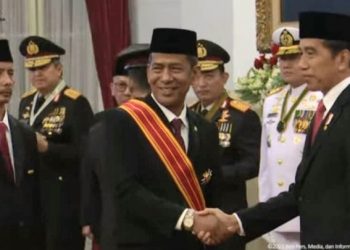 Wakil Ketua MK Prof Saldi Isra Terima Anugerah Bintang Mahaputra Adipradana