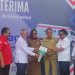 Dirut Bank Nagari Serahkan Satu Unit Ambulans Lengkap Senilai Rp700 Juta ke PMI Sumbar